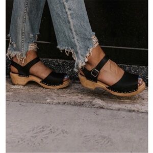 MIA Anja Clog in Black leather Size 7.5-8 (38) peep toe